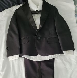 Nautica Toddler Boy Black 4 piece Tuxedo 3T